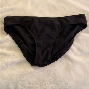 Black bikini bottom size large